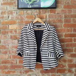 Montreau - Black & White Striped Jacket